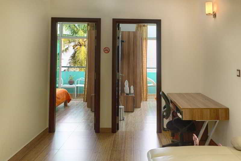 Beach Sunrise Inn Hulhumale Exterior photo