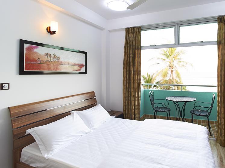 Beach Sunrise Inn Hulhumale Exterior photo